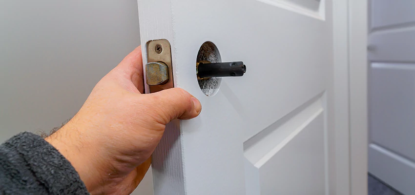 Nighttime Locksmith For Lock Repair in Escondido, CA