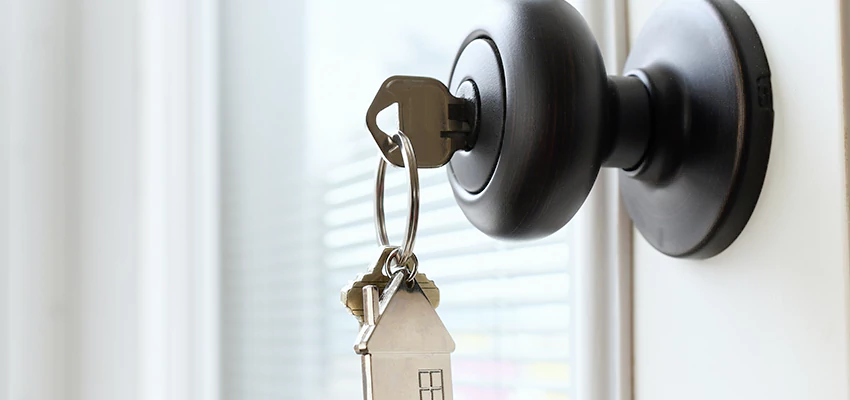 Bifold Door Knob Replacement in Escondido, California