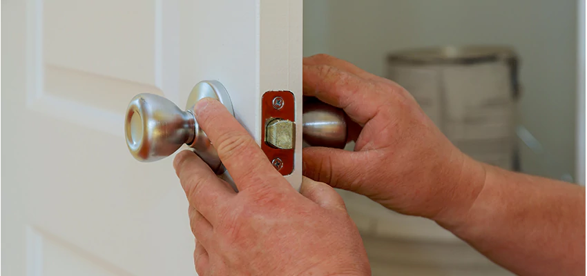 AAA Locksmiths For lock Replacement in Escondido, California